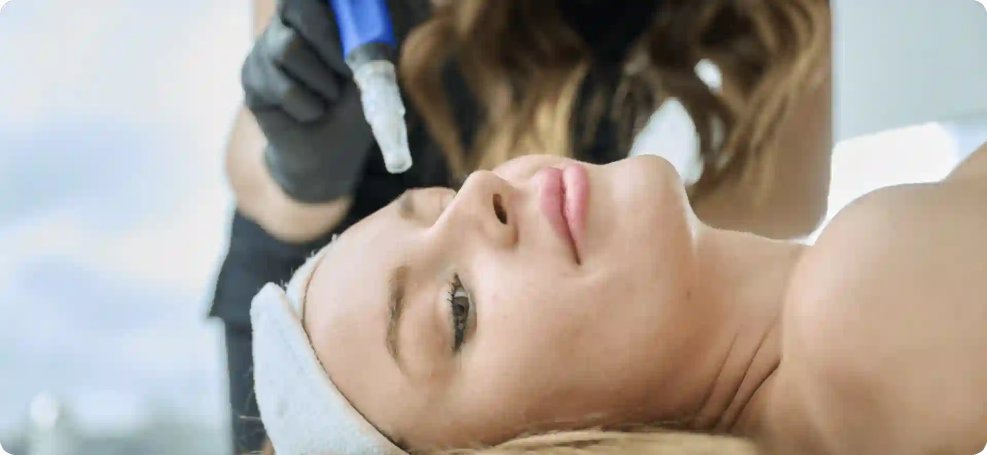 How Do Microneedles Trigger New Collagen and Elastin in Loose Skin Waltham Abbey?
